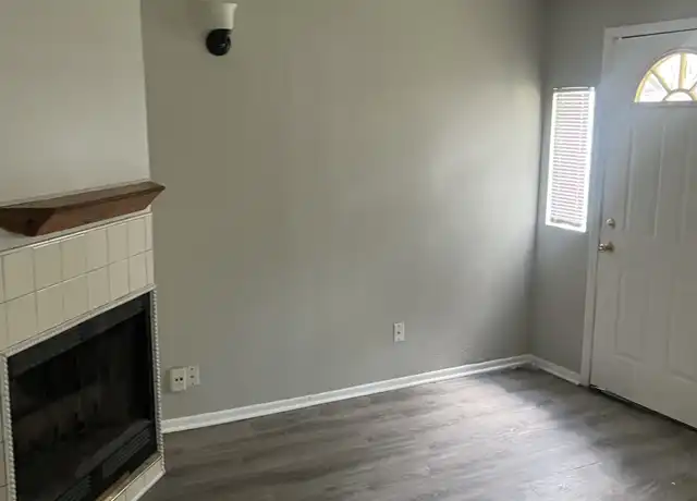 Property at 4461 W Howie Pl, Milwaukee, WI, 53216, 2 beds, 1.5 baths, [object Object]
