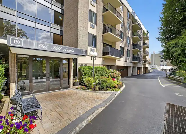 Property at 130 Colonial Pkwy Unit 3K, Yonkers, NY, 10710, 2 beds, 2 baths, [object Object]