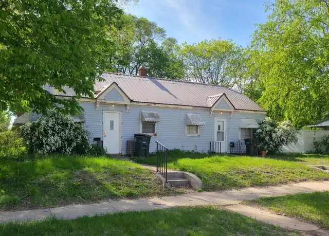 Property at 621 Linden Ave, Waterloo, IA, 50703, 1 bed, 1 bath, [object Object]