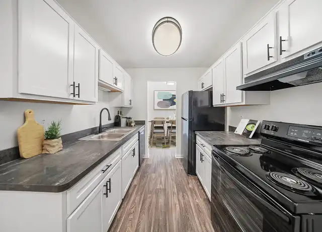 Property at SUTTON PLACE - 23275 Riverside Dr, Southfield, MI, 48033, 2-3 beds, 2-2.5 baths, [object Object]