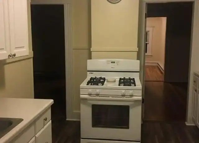 Property at 1521 W Broad St, Stratford, CT, 06615, 2 beds, 1 bath, [object Object]