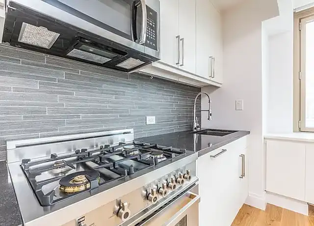 Property at 201 E 86th St Unit 21AA, New York, NY, 10028, 0 beds, 1 bath, [object Object]