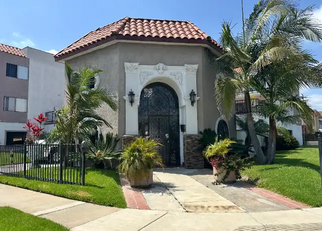 Property at 12533 Kornblum Ave Unit 6, Hawthorne, CA, 90250, 1 bed, 1 bath, [object Object]