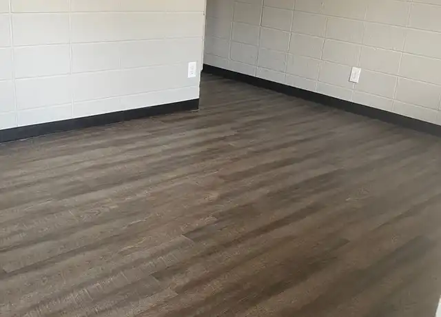 Property at 3421 Glen Ln, Tuscaloosa, AL, 35401, 1 bed, 1 bath, [object Object]