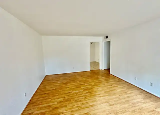 Property at 4040 San Felipe St #139, Houston, TX, 77027, 2 beds, 1.5 baths, [object Object]