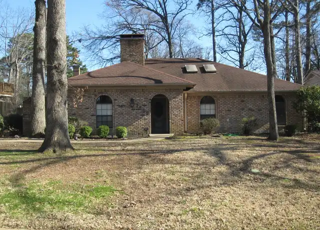 Property at 1222 Lovers Ln, Longview, TX, 75604, 3 beds, 2 baths, [object Object]