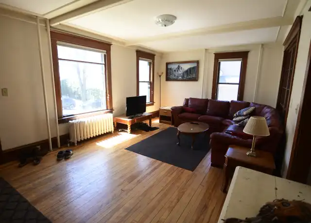 Property at 280 Maple St Unit 1, Burlington, VT, 05401, 3 beds, 1 bath, [object Object]