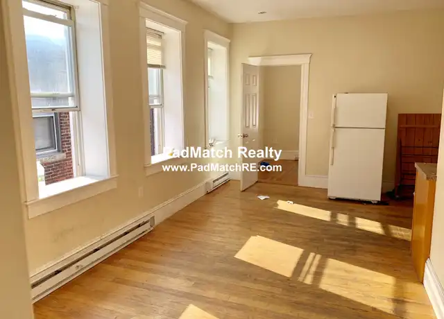 Property at 887 Huntington Ave Unit 5, Boston, MA, 02115, 4 beds, 2 baths, [object Object]