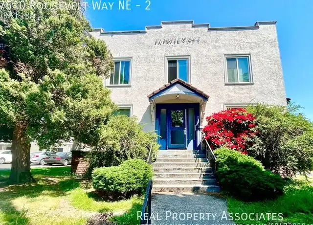 Property at 7510 Roosevelt Way NE Unit 2, Seattle, WA, 98115, 1 bed, 1 bath, [object Object]