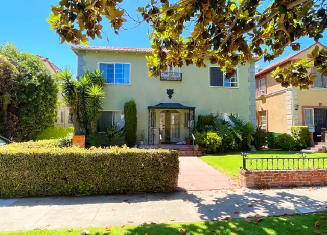 Property at 227 S Gale Dr Unit 1, Beverly Hills, CA, 90211, 2 beds, 1 bath, [object Object]