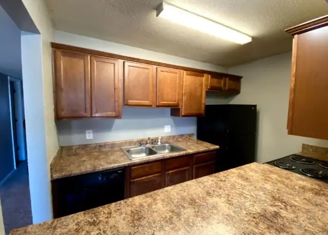 Property at 2310 W 26th St Unit 2300-E27, Lawrence, KS, 66047, 1 bed, 1 bath, [object Object]