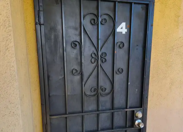 Property at 11243 Tiara St Unit 4, North Hollywood, CA, 91601, 1 bed, 1 bath, [object Object]