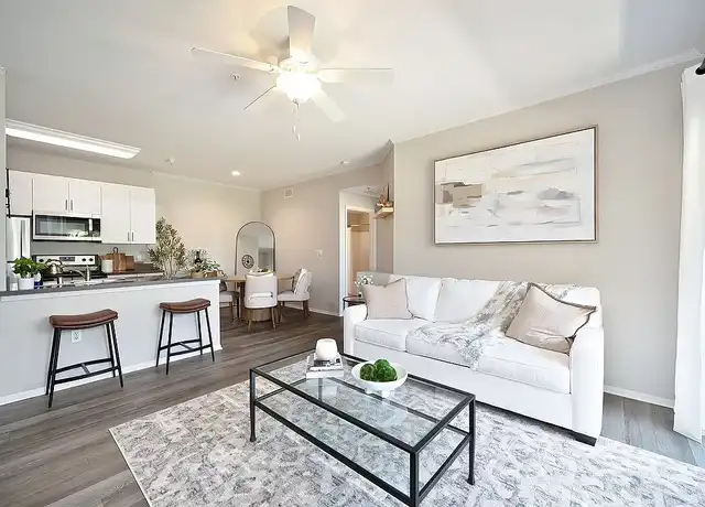 Property at Eagle Glen Apartments - 38245 Murrieta Hot Springs Rd, Murrieta, CA, 92563, 1-3 bed, 1-2 bath, [object Object]
