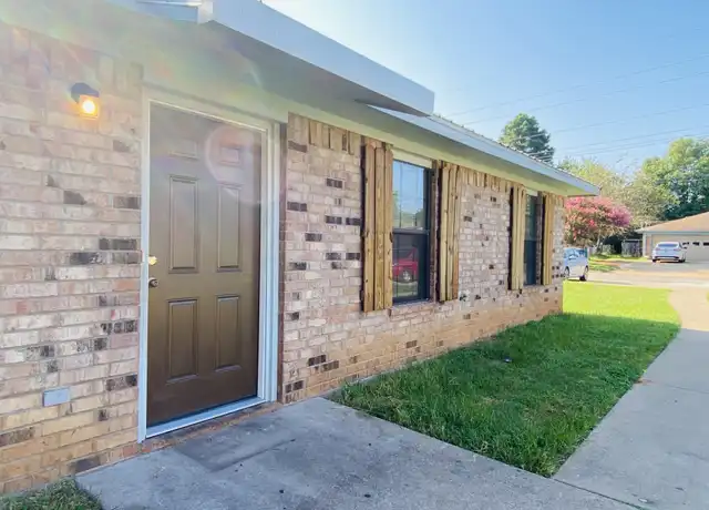 Property at 202 Fuller St Unit A, Jacksonville, TX, 75766, 3 beds, 2 baths, [object Object]
