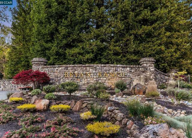 Photo of 18 Emmons Canyon Ct, Alamo, CA 94507