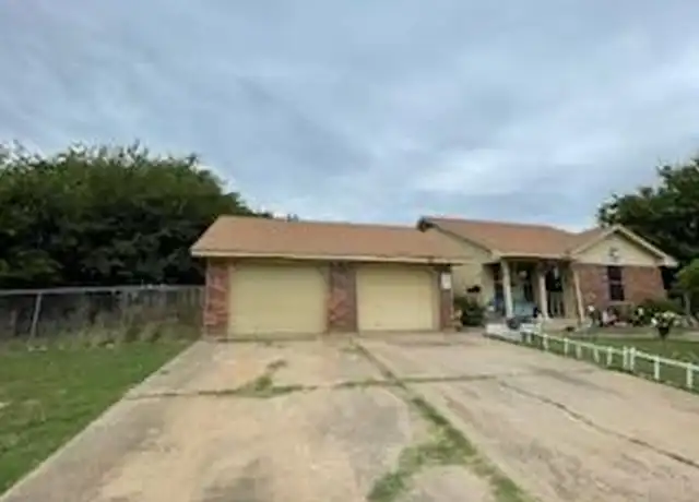 Property at 312 Ware Dr, Grand Prairie, TX, 75051, 3 beds, 1.5 baths, [object Object]