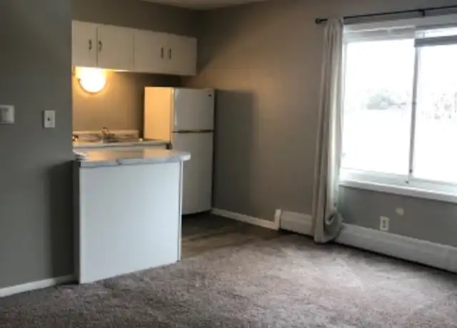 Property at 1624 NW 5th St, Ankeny, IA, 50023, 1 bed, 1 bath, [object Object]
