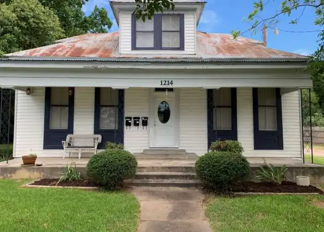 Property at 1214 Hopkins St Unit B, San Marcos, TX, 78666, 2 beds, 1 bath, [object Object]