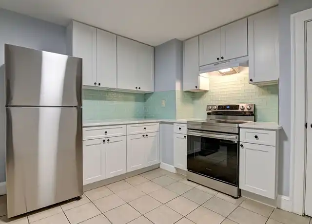 Property at 22 Weston Ave Unit 3, Braintree, MA, 02184, 2 beds, 1 bath, [object Object]