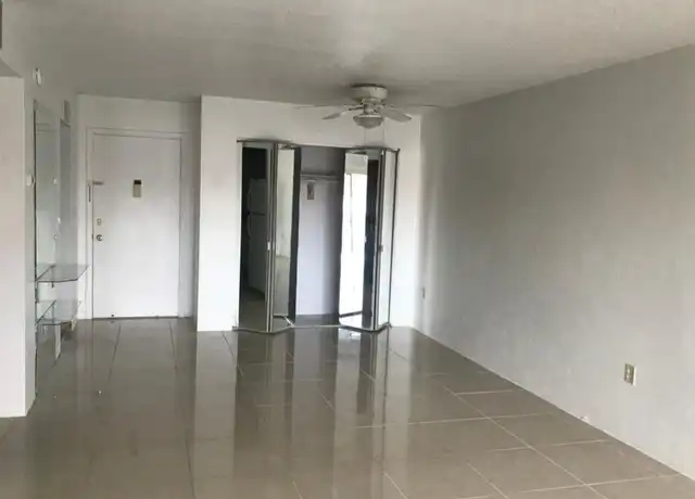 Property at 2711 N Halifax Ave #273, Daytona Beach, FL, 32118, 1 bed, 1 bath, [object Object]