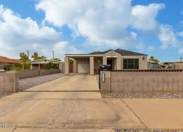 Property at 1226 E Garfield St, Phoenix, AZ, 85006, 3 beds, 2 baths, [object Object]