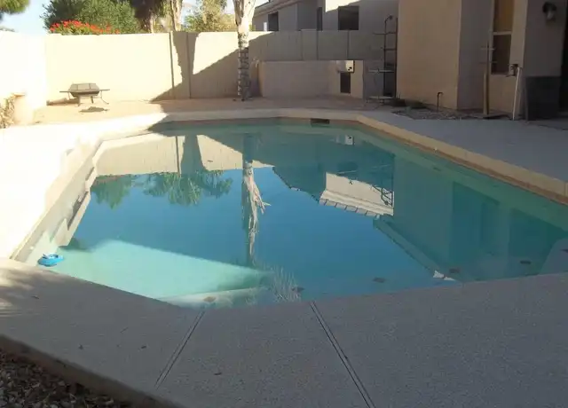 Property at 1680 W Saragosa St, Chandler, AZ, 85224, 5 beds, 2 baths, [object Object]