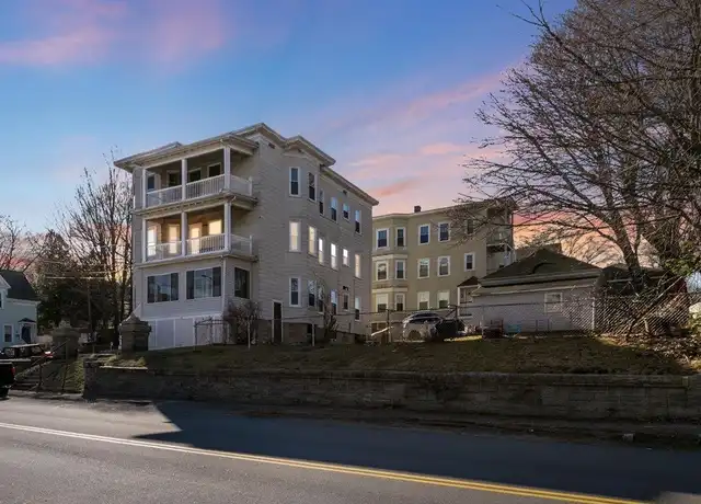 Property at 146 S Elm St Unit 2, Haverhill, MA, 01835, 3 beds, 1 bath, [object Object]