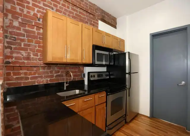 Property at 19 Fulton St, Newark, NJ, 07102, 1 bed, 1 bath, [object Object]