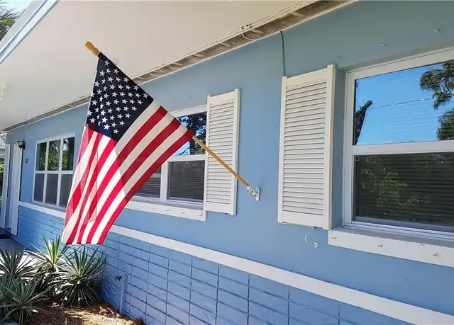 Property at 2205 59th St S, Gulfport, FL, 33707, 3 beds, 2 baths, [object Object]