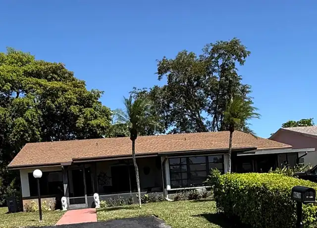 Property at 6039 La Palma Ln, Delray Beach, FL, 33484, 2 beds, 2 baths, [object Object]