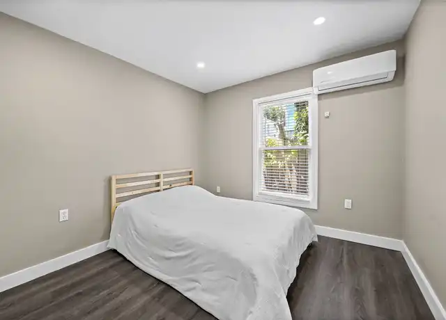 Property at 1811 21st St Unit 6, Galveston, TX, 77550, 1 bed, 1 bath, [object Object]