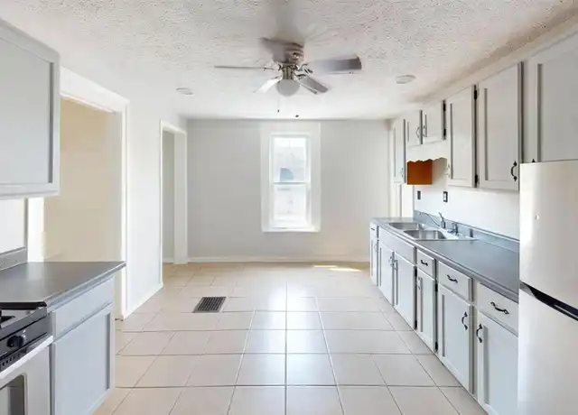 Property at 11 - 11.5 Linwood Pl, Rochester, NY, 14607, 2 beds, 1 bath, [object Object]