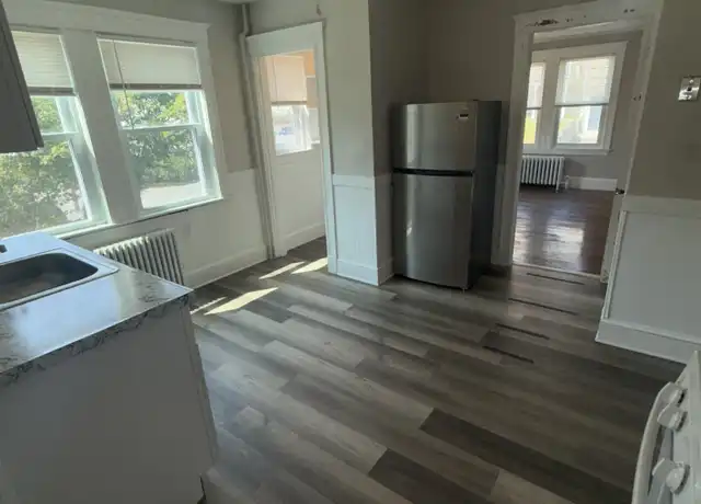 Property at 28 Smith St Unit 1, Quincy, MA, 02169, 1 bed, 1 bath, [object Object]