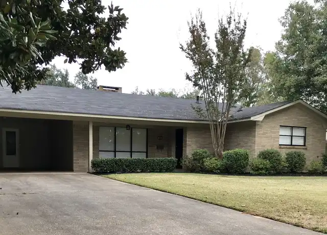 Property at 206 Rossitter St, Shreveport, LA, 71105, 3 beds, 2 baths, [object Object]