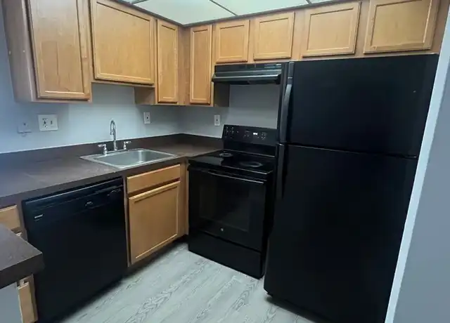Property at 744 Executive Center Dr #12, West Palm Beach, FL, 33401, 2 beds, 2 baths, [object Object]