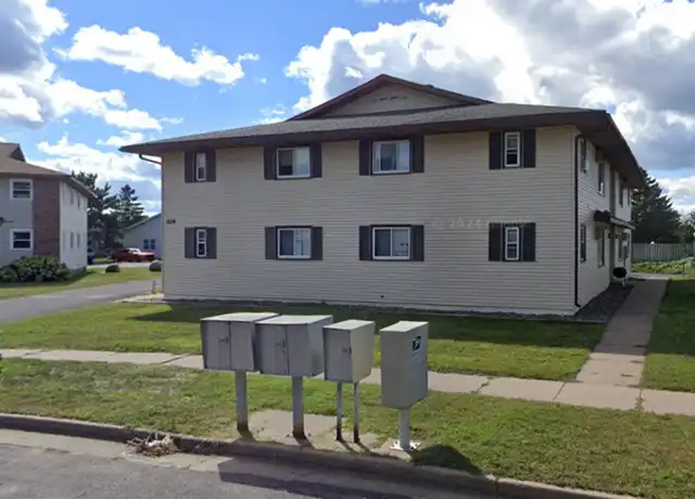 Property at 1114 Imperial Cir Unit 3, Eau Claire, WI, 54701, 2 beds, 1 bath, [object Object]