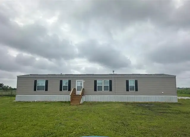 Property at 220 Jay Ln, Ferris, TX, 75125, 3 beds, 2 baths, [object Object]