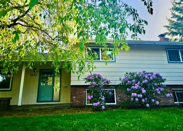 Property at 5225 SE 35th Ave, Portland, OR, 97202, 5 beds, 3 baths, [object Object]