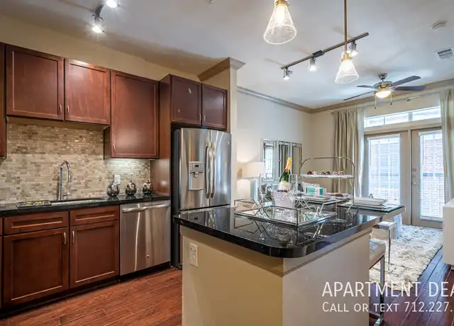 Property at 4306 Dunlavy St Unit 351, Houston, TX, 77006, 2 beds, 2 baths, [object Object]