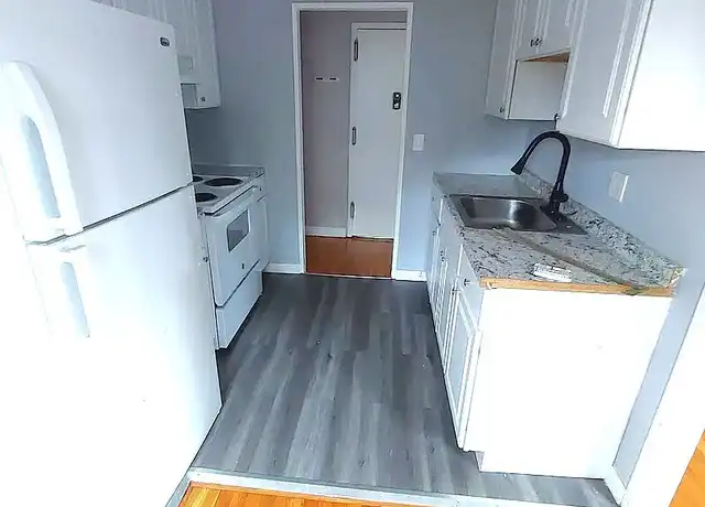 Property at 22 Atwood St Unit B5, Hartford, CT, 06105, 1 bed, 1 bath, [object Object]