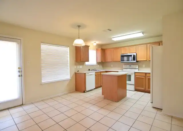 Property at 4712 Donegal Bay Ct, Killeen, TX, 76549, 3 beds, 3 baths, [object Object]