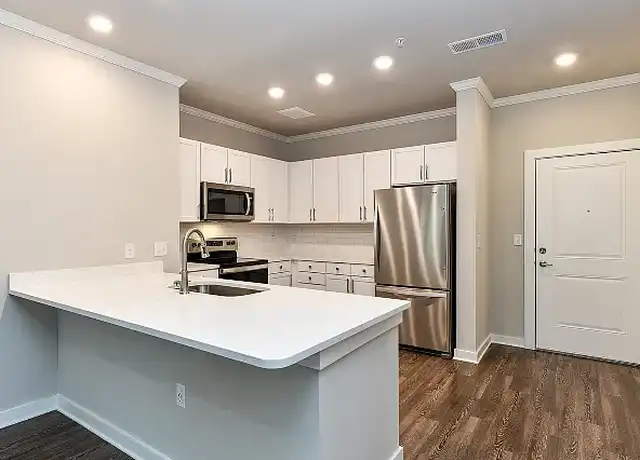Property at Legends North of Broad - 100 Pinckney Marsh Ln, Beaufort, SC, 29906, 1-2 bed, 1-2 bath, [object Object]