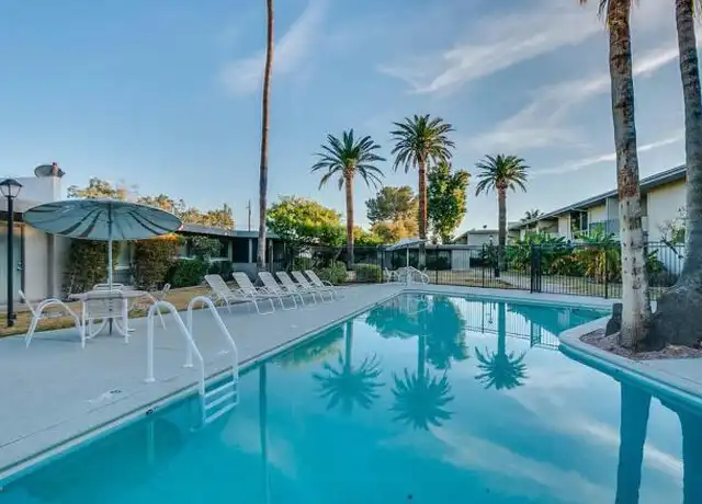 Property at 3242 E Camelback Rd, Phoenix, AZ, 85018, 1 bed, 1 bath, [object Object]