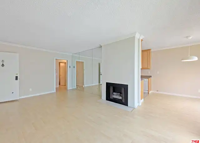 Property at 1538 11th St Unit 8, Santa Monica, CA, 90401, 1 bed, 1 bath, [object Object]
