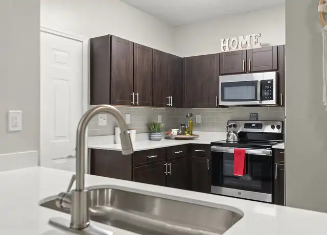Property at SYNC at Vinings - 2158 Cumberland Pkwy SE, Atlanta, GA, 30339, 1-3 bed, 1-2 bath, [object Object]