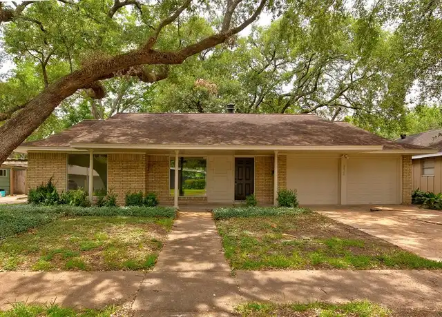Property at 8826 Robindell Dr, Houston, TX, 77074, 3 beds, 2 baths, [object Object]