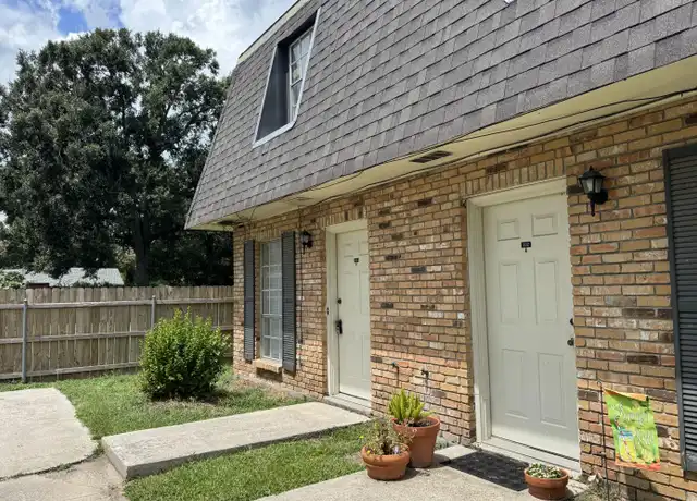 Property at 200 Wilkie St, Lafayette, LA, 70506, 2 beds, 1.5 baths, [object Object]