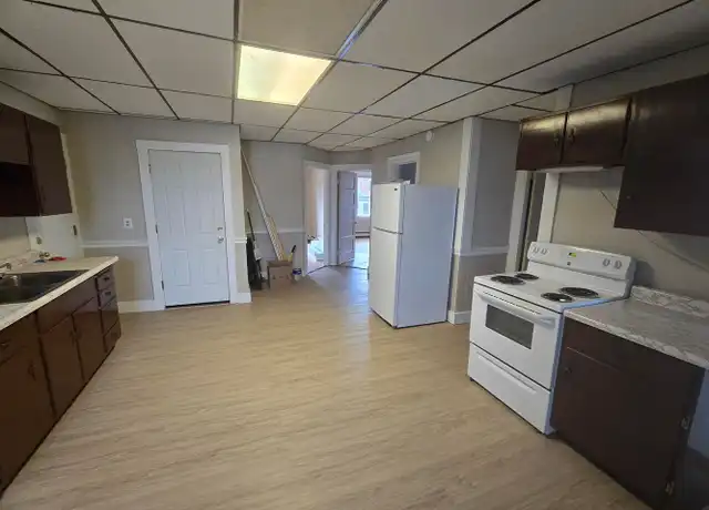 Property at 226 Hancock St Unit 232 Hancock, Rumford, ME, 04276, 3 beds, 1 bath, [object Object]