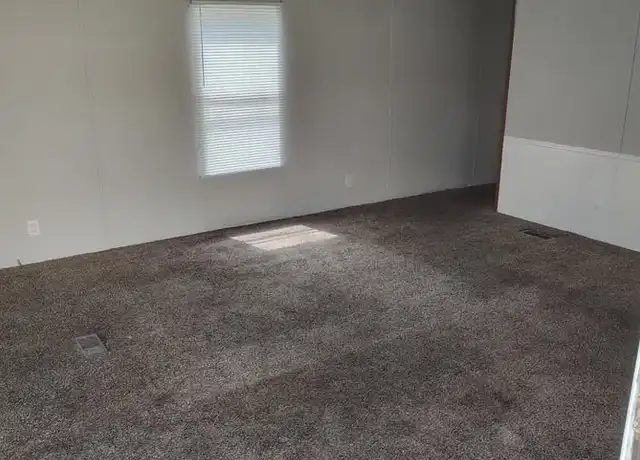 Property at 615 N Main St Unit 36, Mt Vernon, MO, 65712, 3 beds, 2 baths, [object Object]