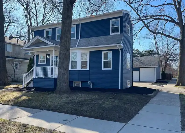 Property at 985 W Hazelhurst St, Ferndale, MI, 48220, 3 beds, 2.5 baths, [object Object]